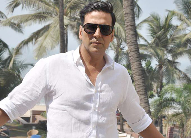 Akshay Kumar shows his maturity; apologizes for tricolour fiasco