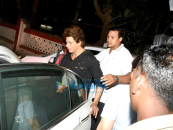 Shah Rukh Khan snapped post a dubbing session in Bandra